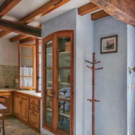 Holiday home Gite Du Sabotier *