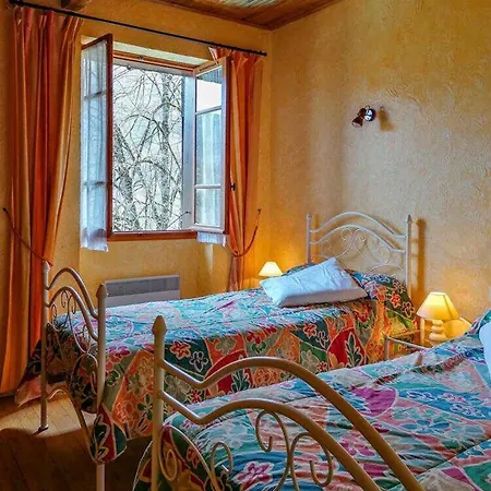 Gite Du Sabotier Holiday home Fougaron